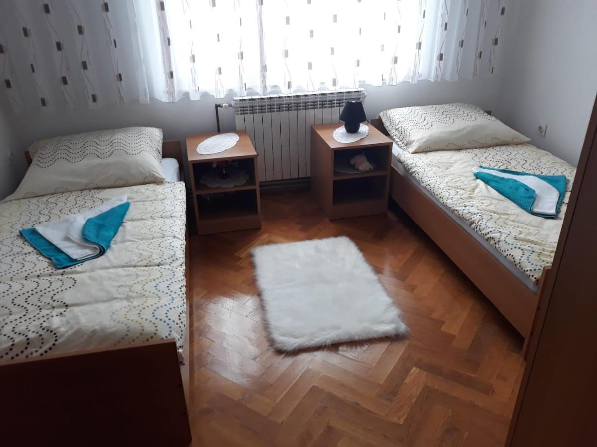Villa Kuca Za Odmor Mazuran Karlovac Exterior foto